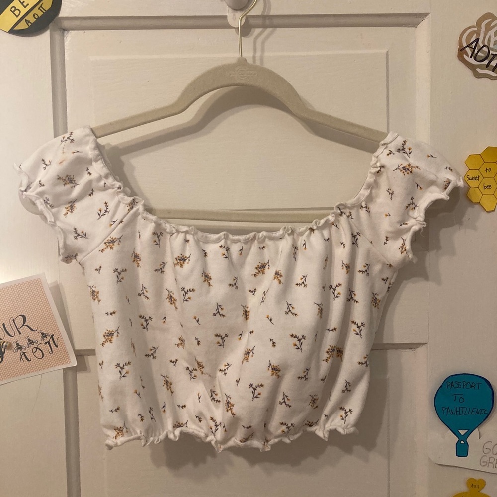 Floral off the shoulder crop top